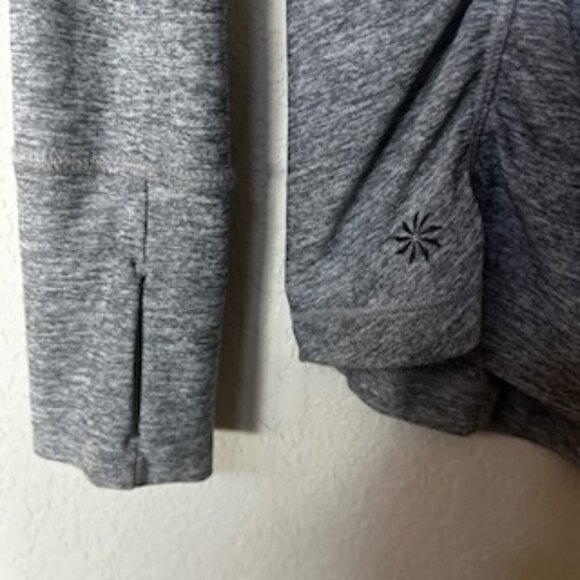 NWOT Athleta Pacifica Gym Training Yoga Activewear Top With Back Zip Pocket - Picture 8 of 8